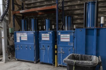 blue pneumatic balers 2205